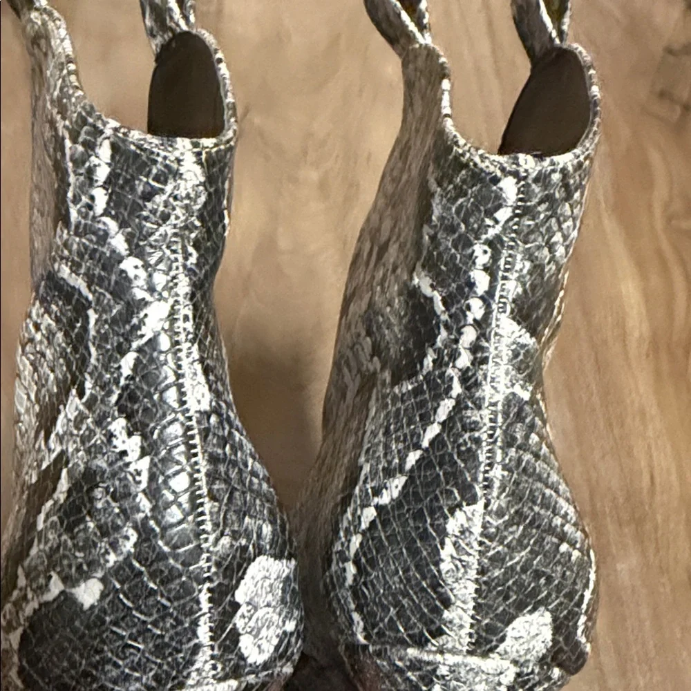 Jessica Simpson Silver Snake Print Pointed Toe Ankle Booties